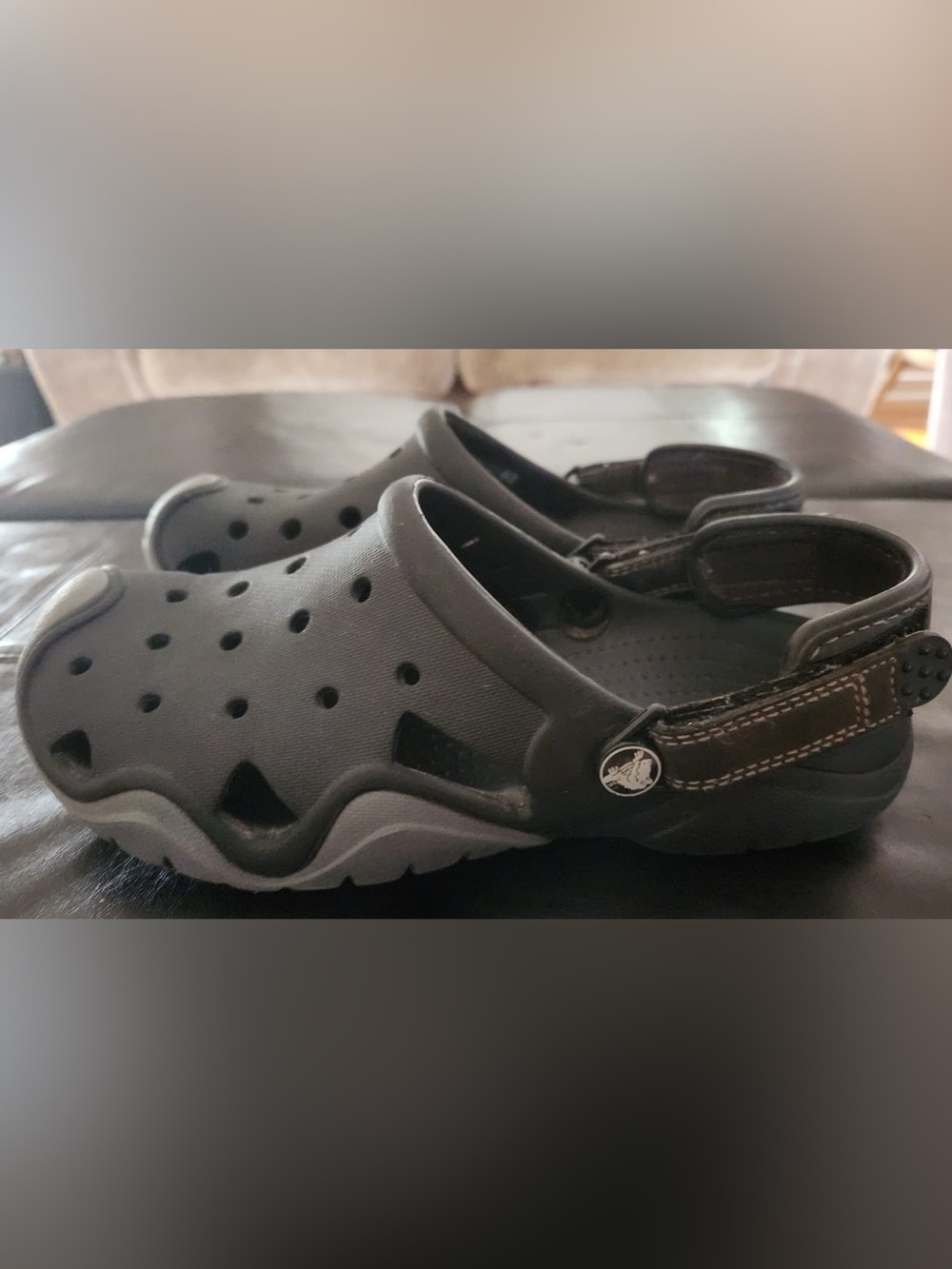 CROCS Men's Classic Clog in Black
